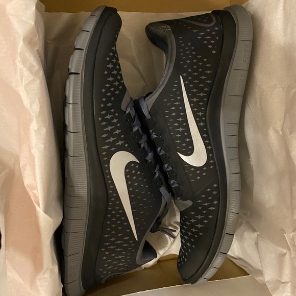 nike free 3.0 v4 silver